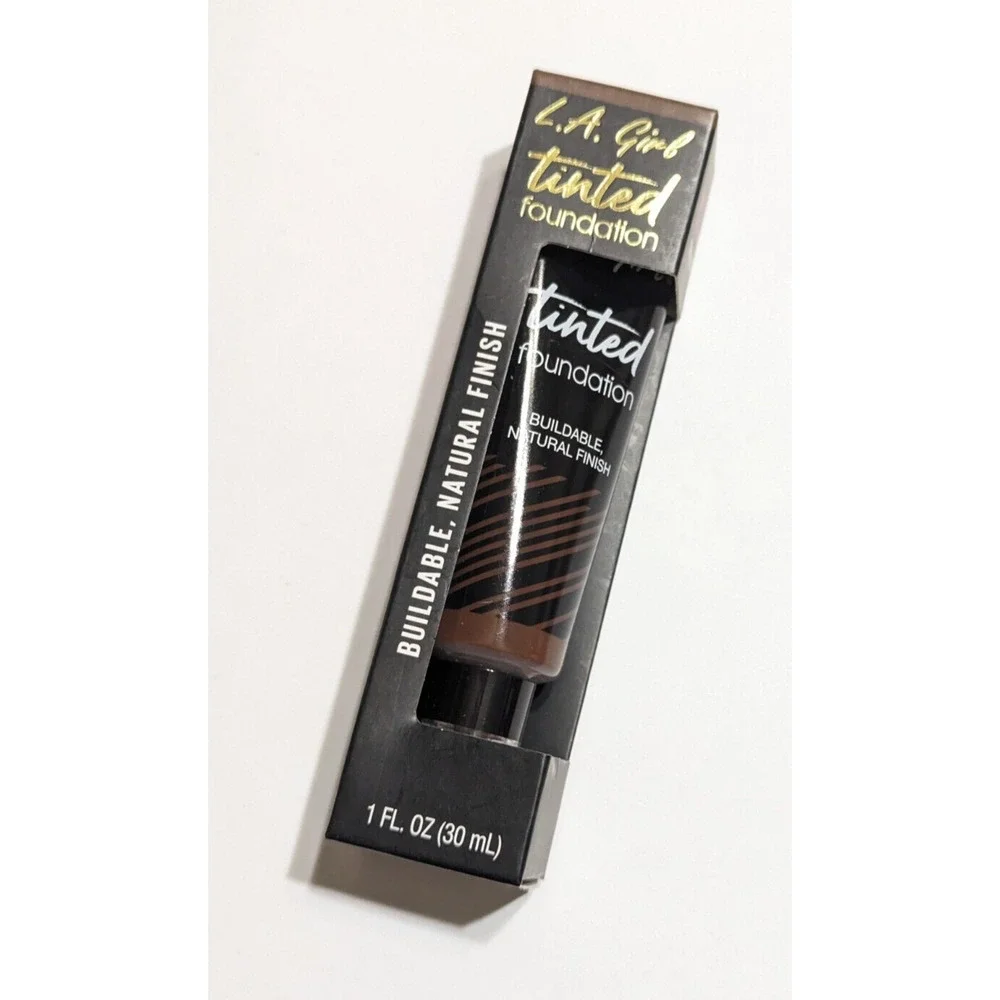 L.A. Girl‎ Tinted Foundation, Ebony Glm772, Buildable Natural Finish, 1 fl oz